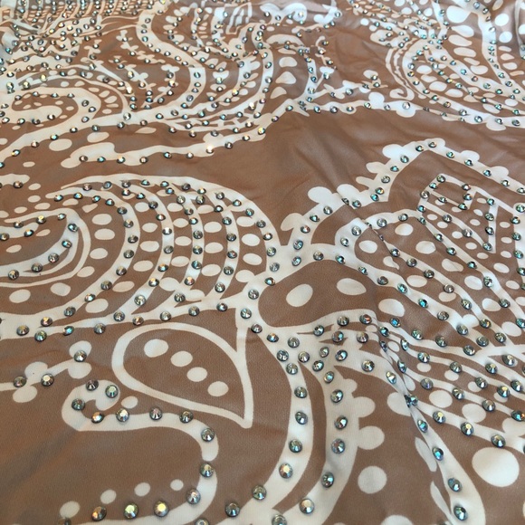 Long sleeve jeweled bodysuit. Size 3X - Picture 2 of 3